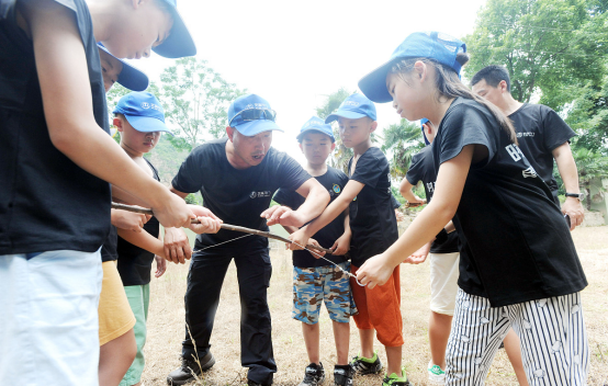 私域流量新机遇：从开源链动2+1模式到AI智能名片的赋能之旅