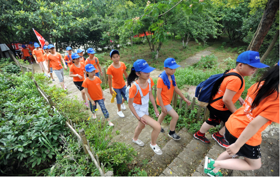 场景革命：当"开源链动2+1模式AI智能名片S2B2C商城小程序"重塑品牌认知