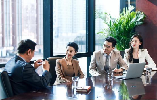 《刷墙热潮下的技术突围：开源AI大模型如何激活线下流量洼地》