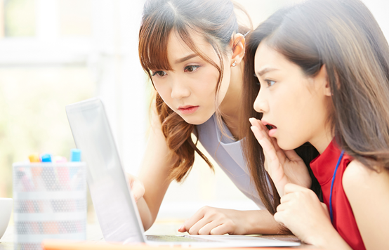 定制开发开源AI智能名片S2B2C商城小程序：一场智能飞行棋引发的社群连接革命