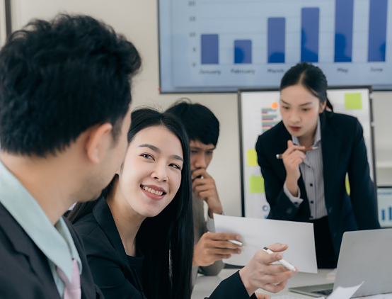 开源AI大模型智能名片：听见名字的S2B2C商城，让每个客户都为你转身！
